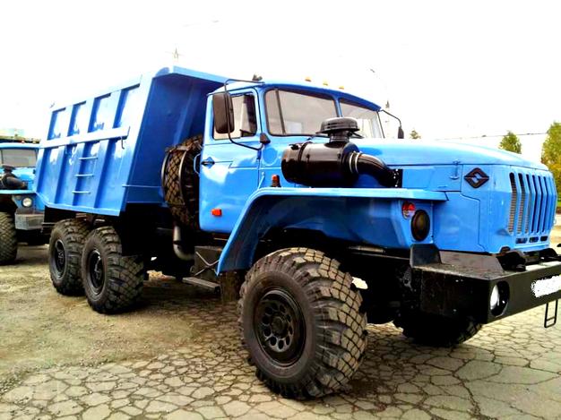 Самосвал Урал 5557