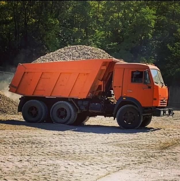 Есть работа для самосвалов и тонаров, плечо 365км